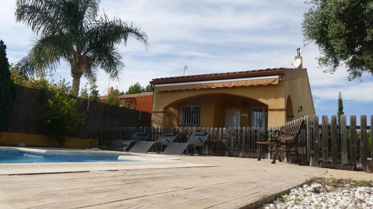فيلا Xalet Piscina Privada Ibiscus لاميتّيا ذي مار المظهر الخارجي الصورة